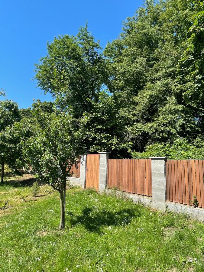 Penzion U Bohusa Lednice Bagian luar foto